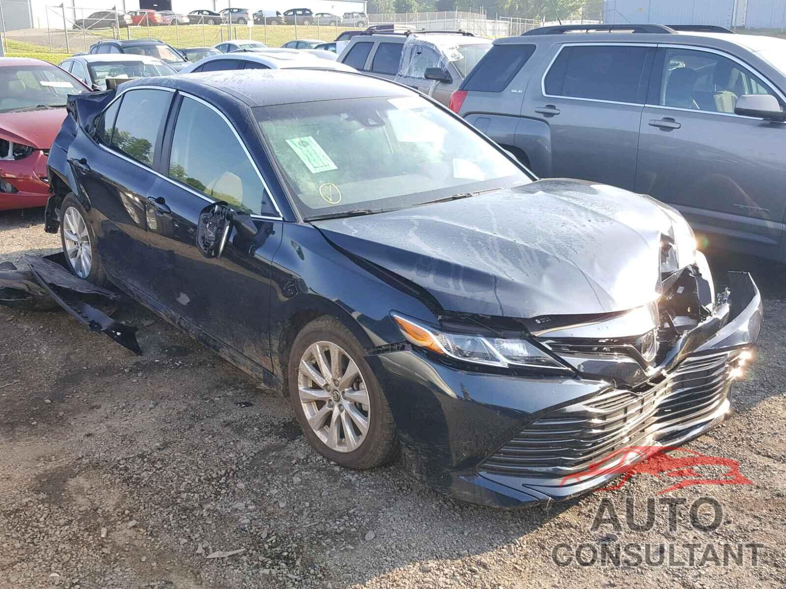 TOYOTA CAMRY 2018 - JTNB11HK8J3031476