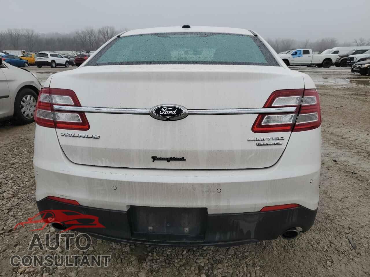 FORD TAURUS 2017 - 1FAHP2F85HG117119