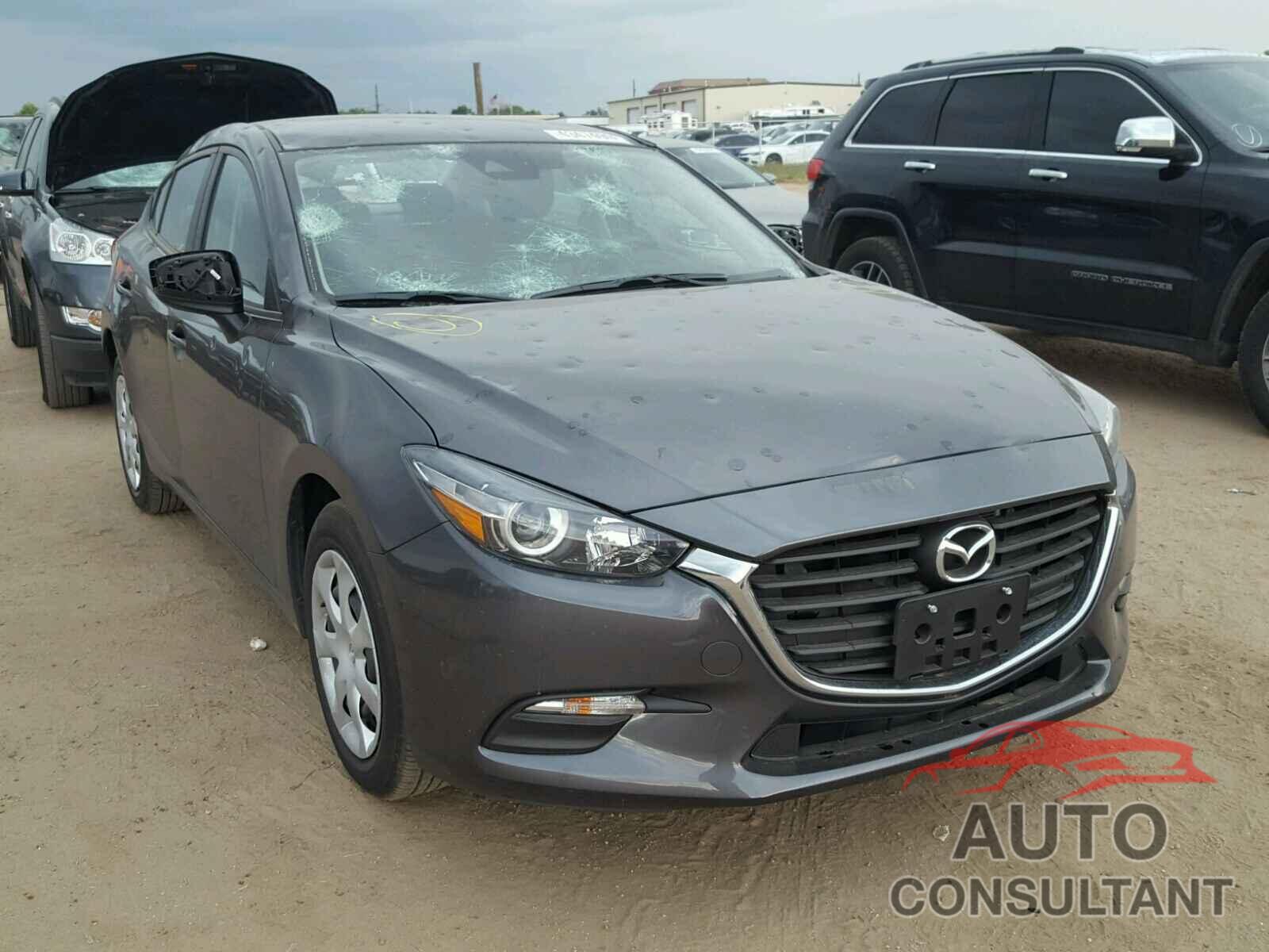 MAZDA 3 2018 - 3MZBN1U79JM229733