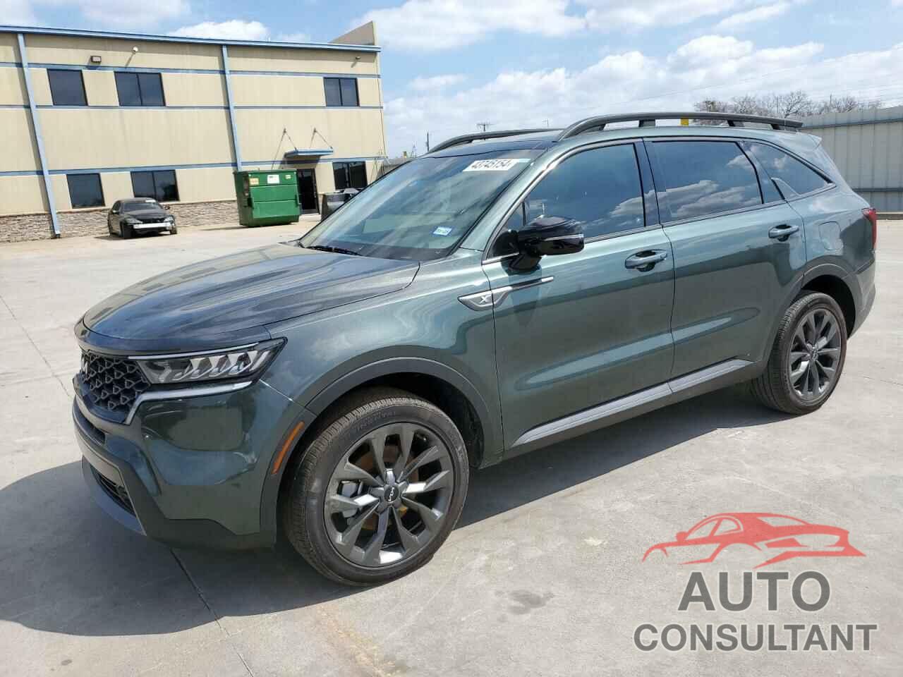 KIA SORENTO 2023 - 5XYRHDLF9PG203061