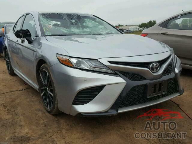 TOYOTA CAMRY 2018 - 4T1B61HK7JU051259