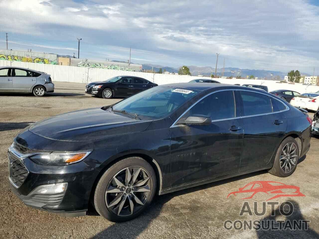 CHEVROLET MALIBU 2020 - 1G1ZG5ST9LF030311
