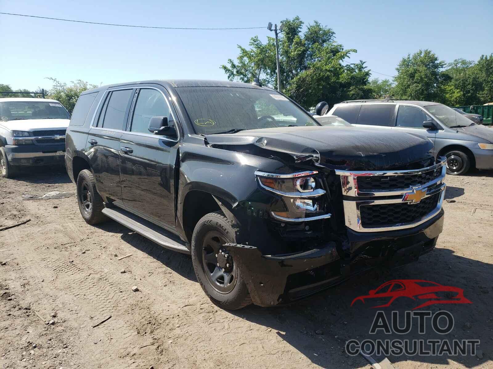 CHEVROLET TAHOE 2017 - 1GNSKDEC6HR302291