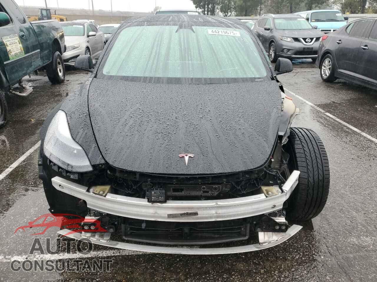 TESLA MODEL 3 2021 - 5YJ3E1EA1MF940627