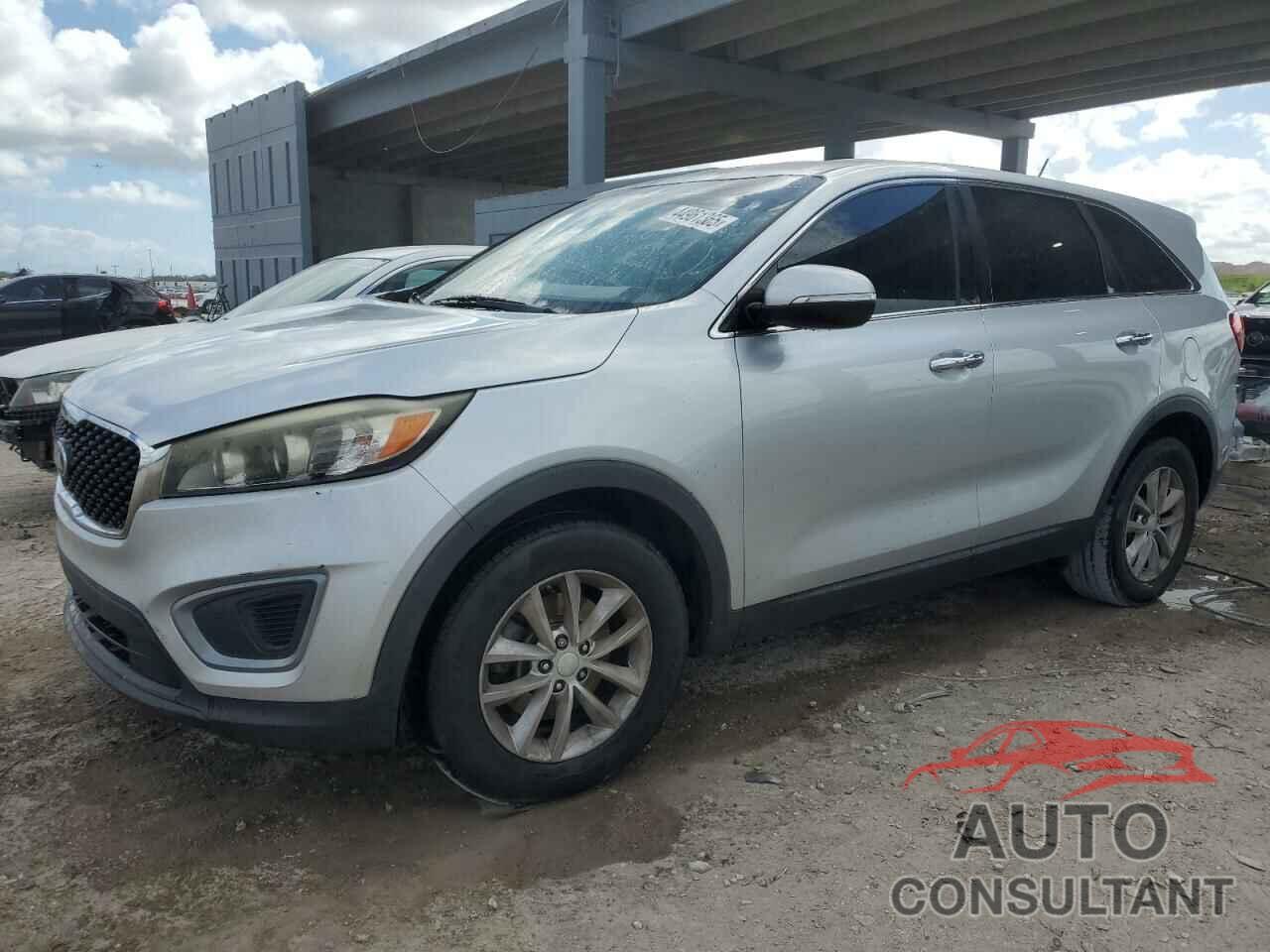 KIA SORENTO 2016 - 5XYPG4A3XGG009433