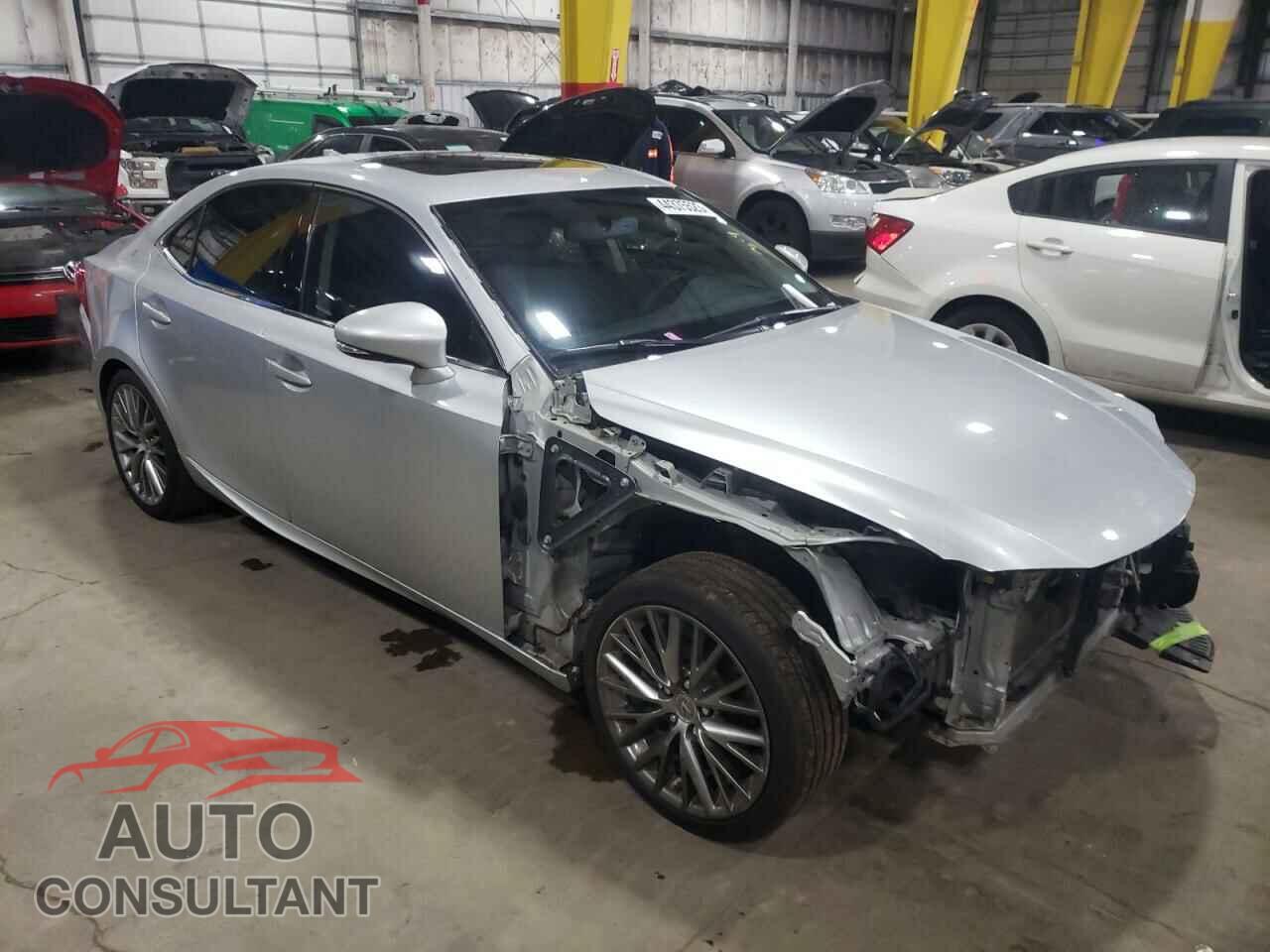 LEXUS IS 2015 - JTHCF1D20F5020482