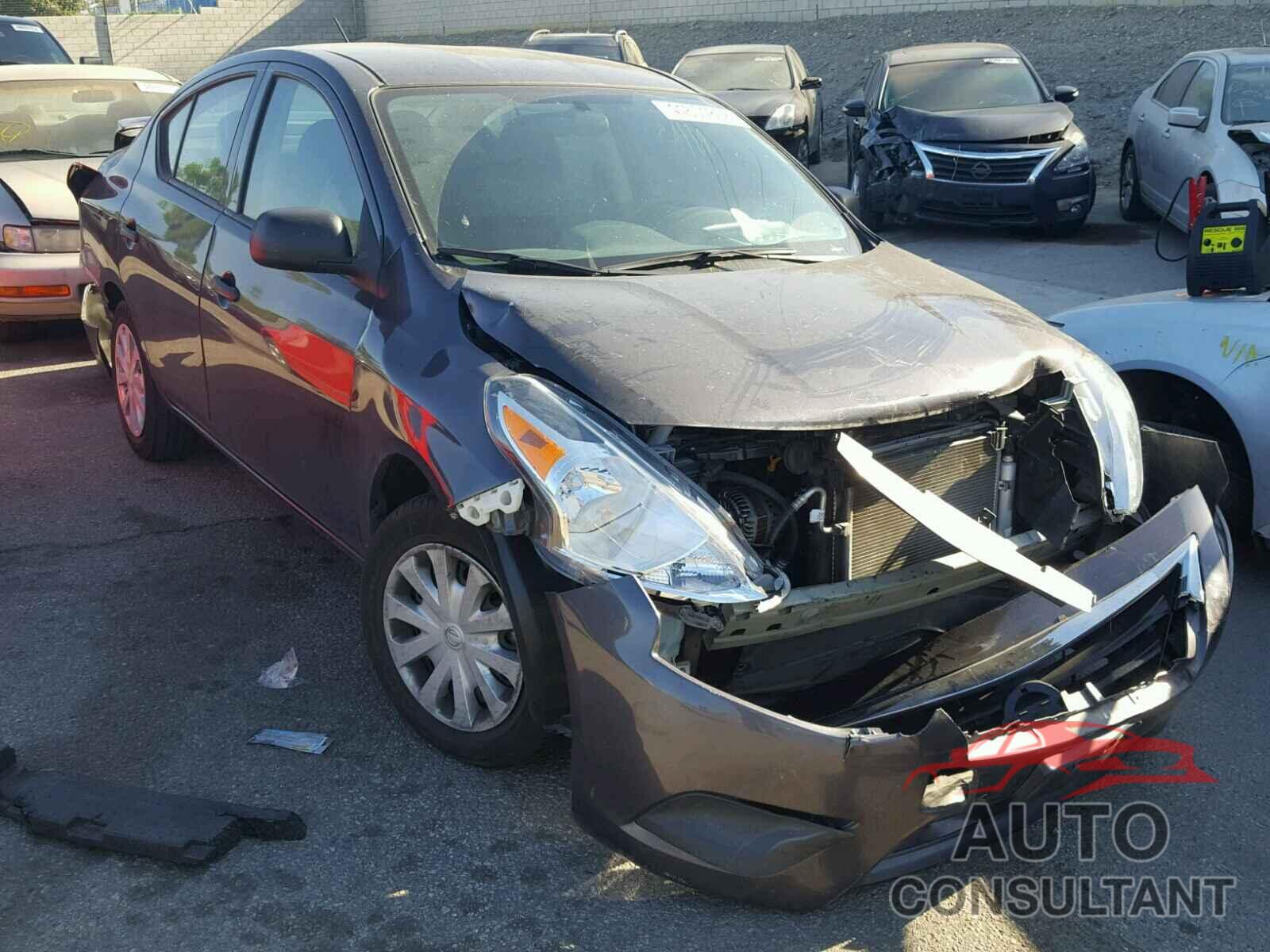 NISSAN VERSA 2015 - 3N1CN7AP5FL955572