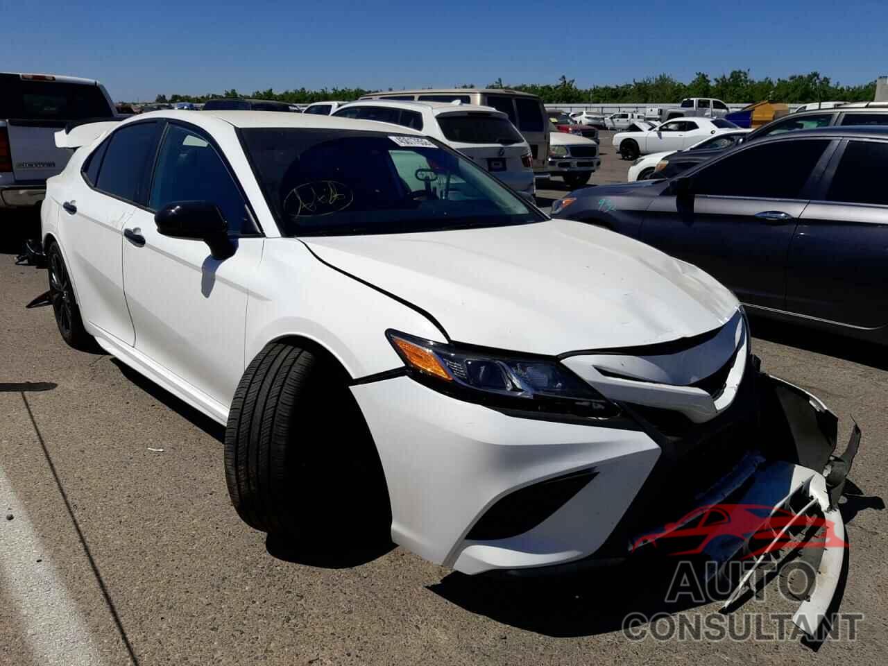 TOYOTA CAMRY 2019 - 4T1B11HK3KU262054