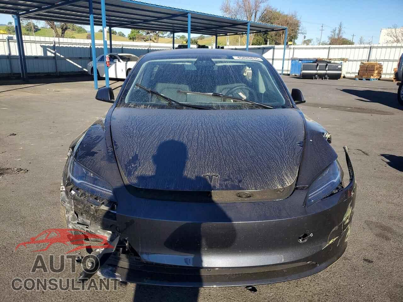 TESLA MODEL 3 2026 - 5YJ3E1EA7TF123404