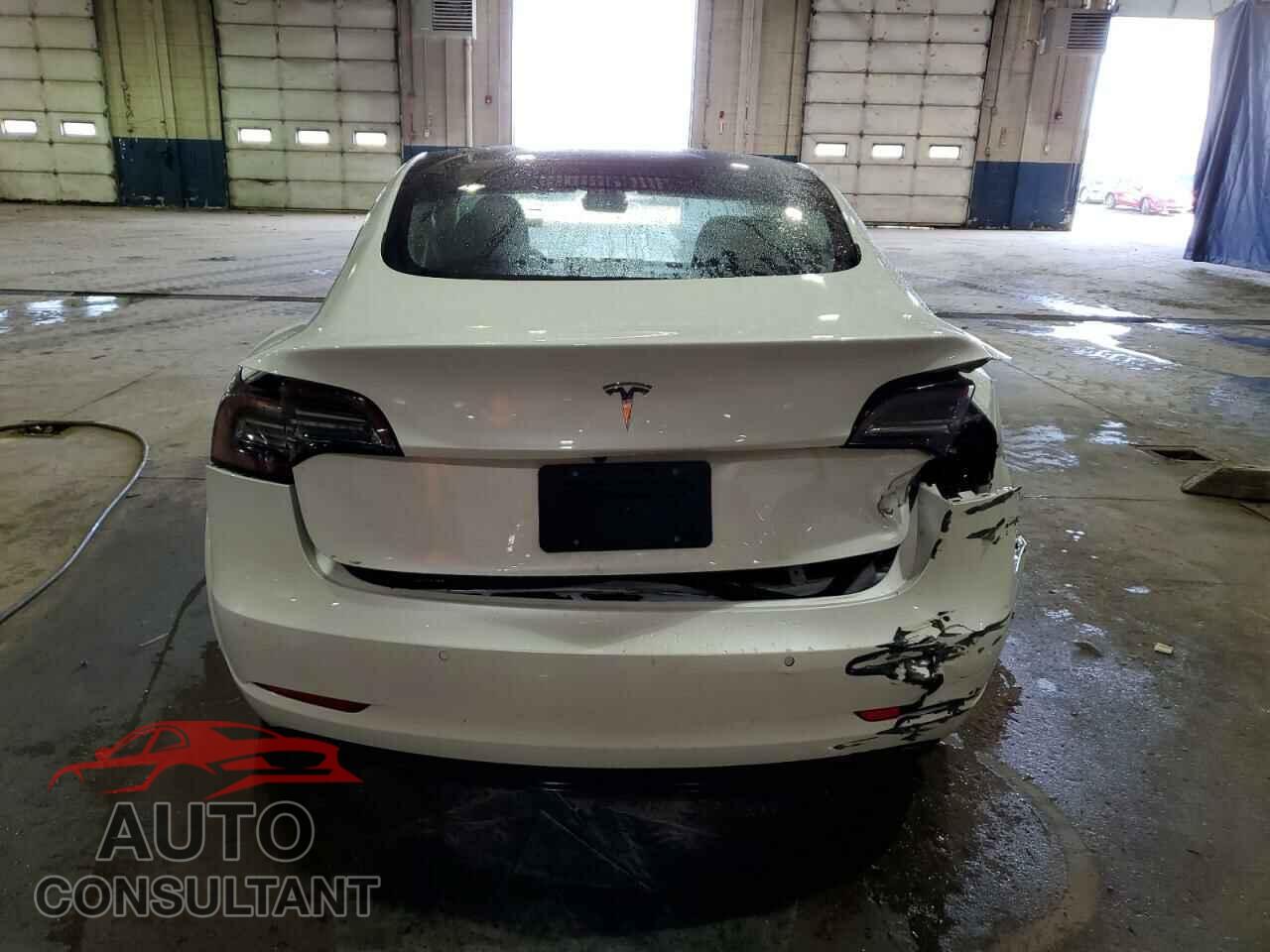 TESLA MODEL 3 2021 - 5YJ3E1EA2MF058625