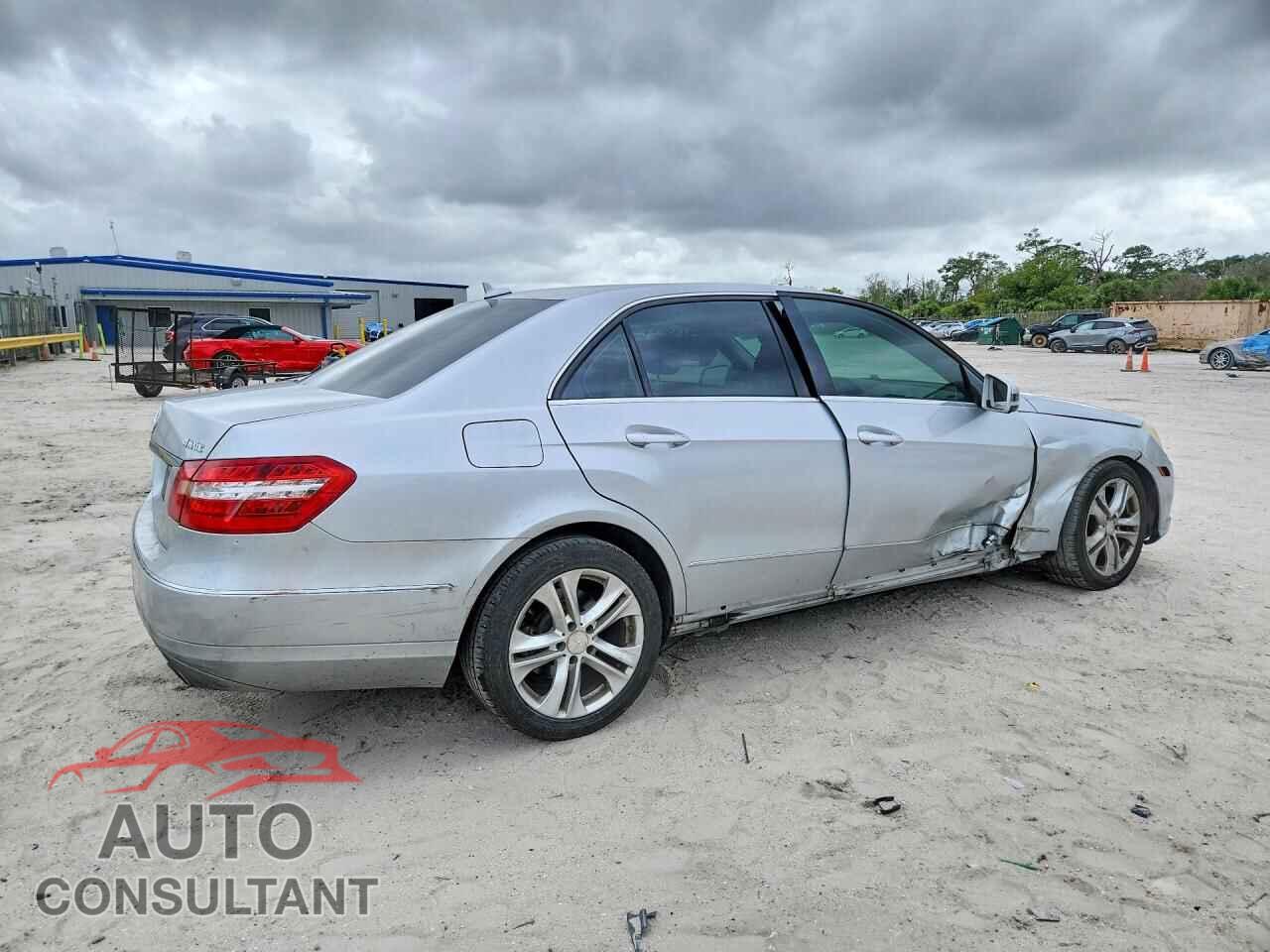 MERCEDES-BENZ E-CLASS 2010 - WDDHF8HB5AA096814