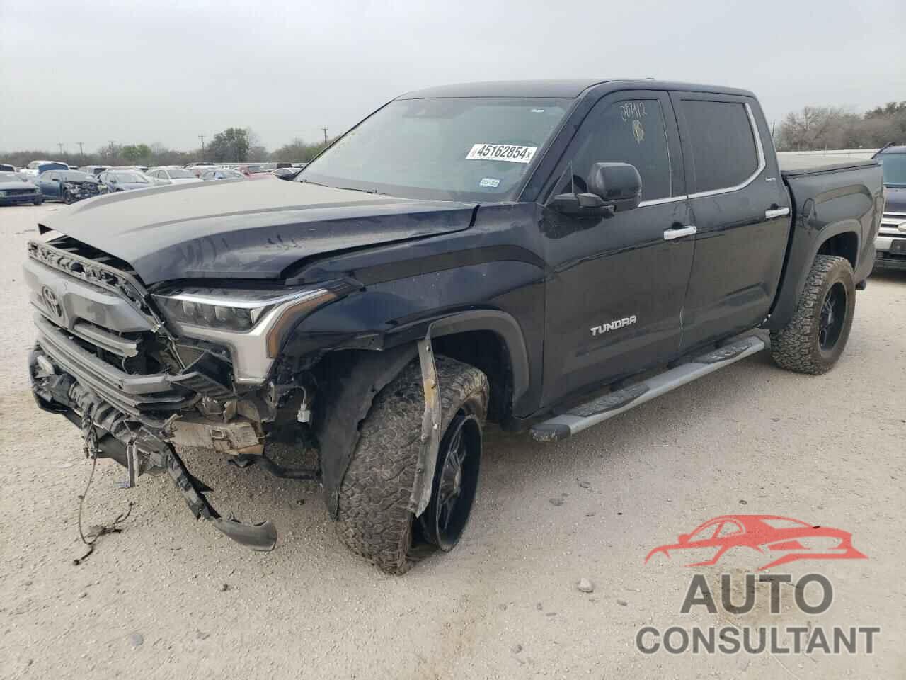 TOYOTA TUNDRA 2023 - 5TFJA5DB9PX087912