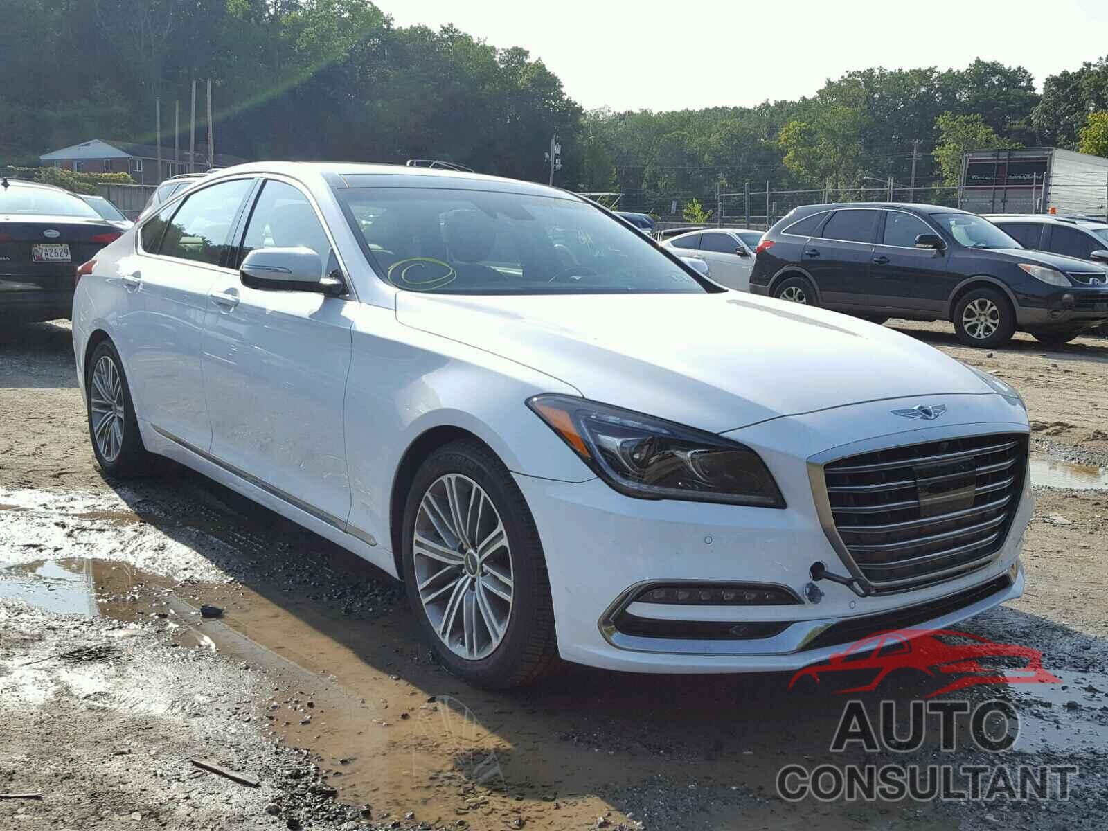 HYUNDAI GENESIS 2018 - KMHGN4JE8JU244714