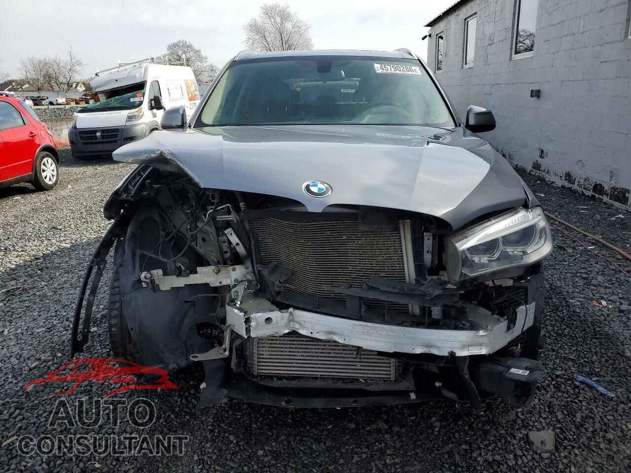 BMW X5 2014 - 5UXKR0C58E0C27872
