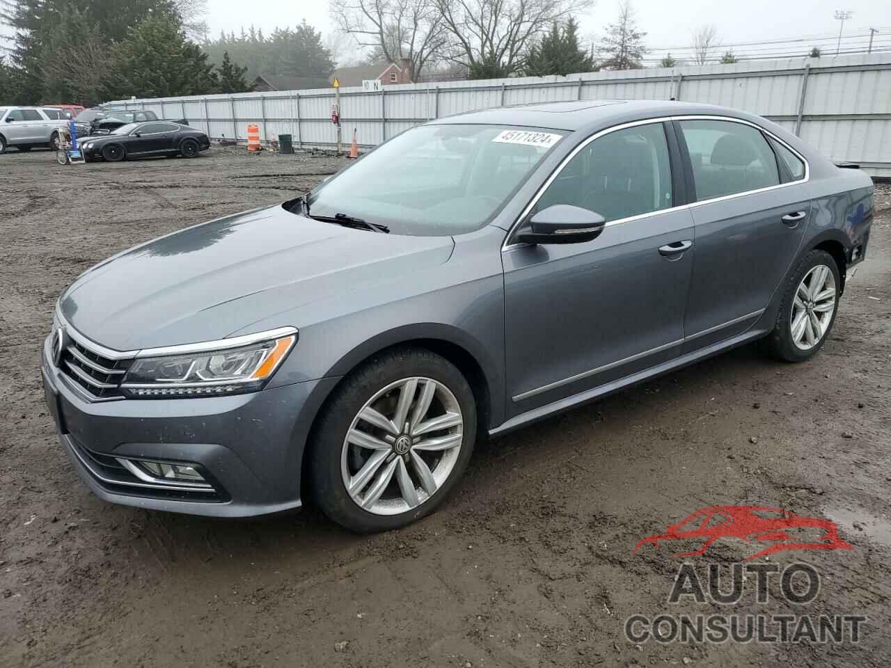 VOLKSWAGEN PASSAT 2017 - 1VWGT7A31HC072775
