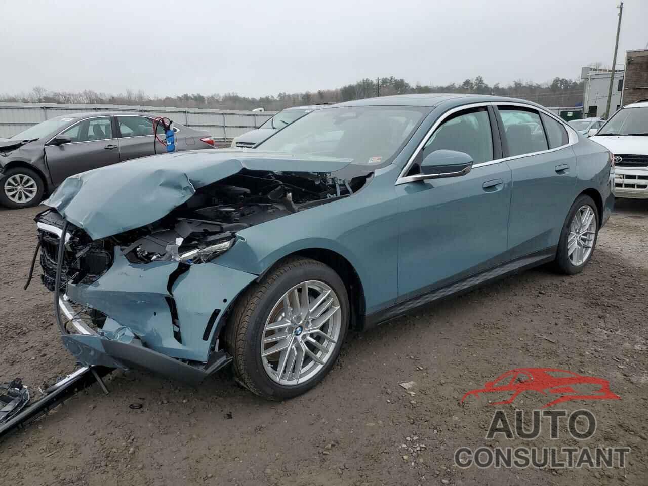 BMW 5 SERIES 2024 - WBA53FJ02RCP99433