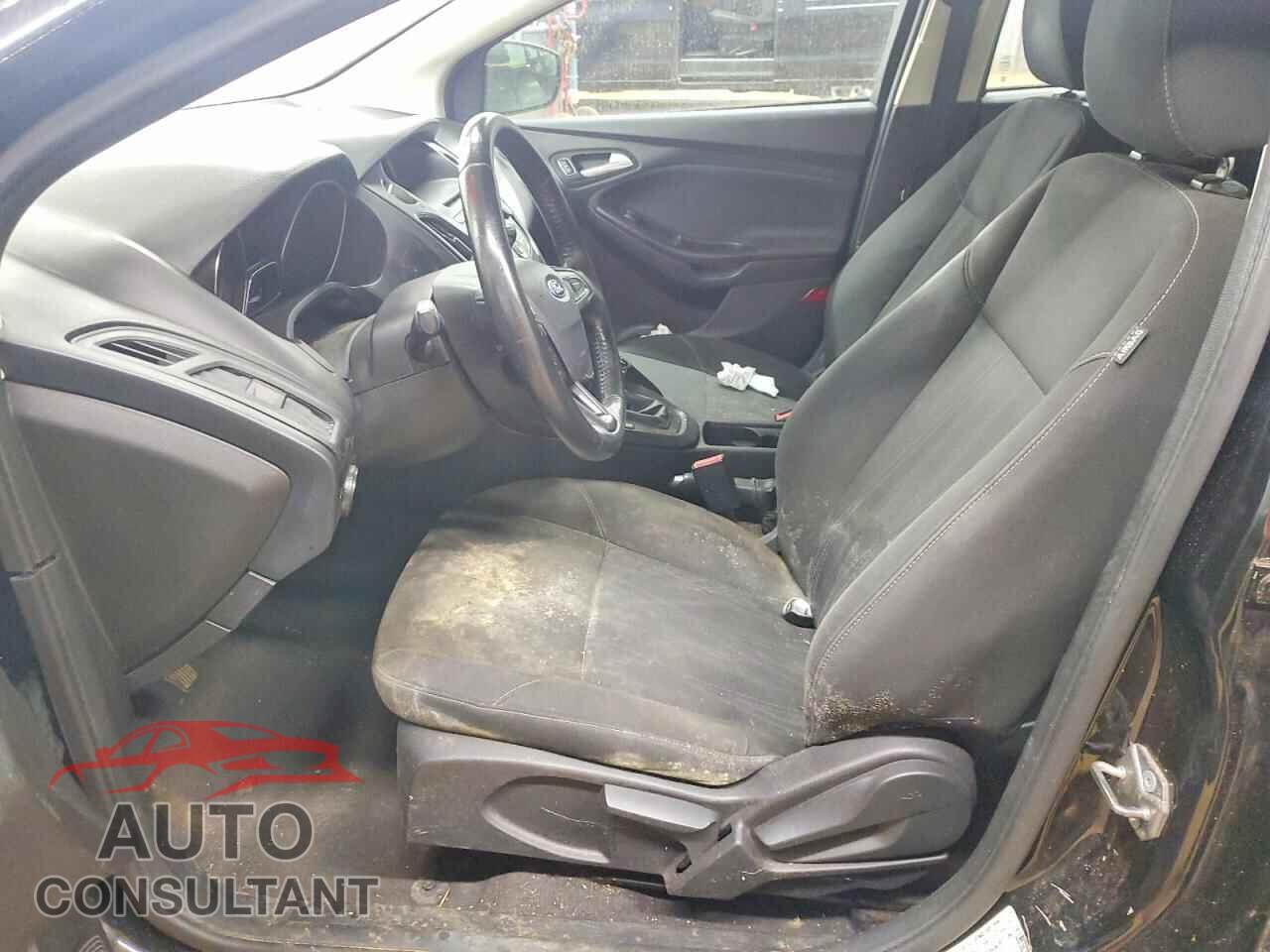 FORD FOCUS 2015 - 1FADP3FE6FL304206