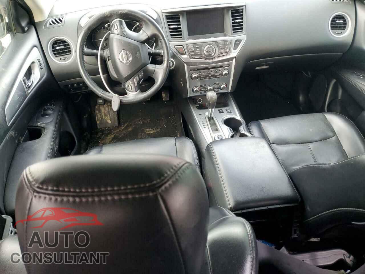 NISSAN PATHFINDER 2019 - 5N1DR2MM8KC607793