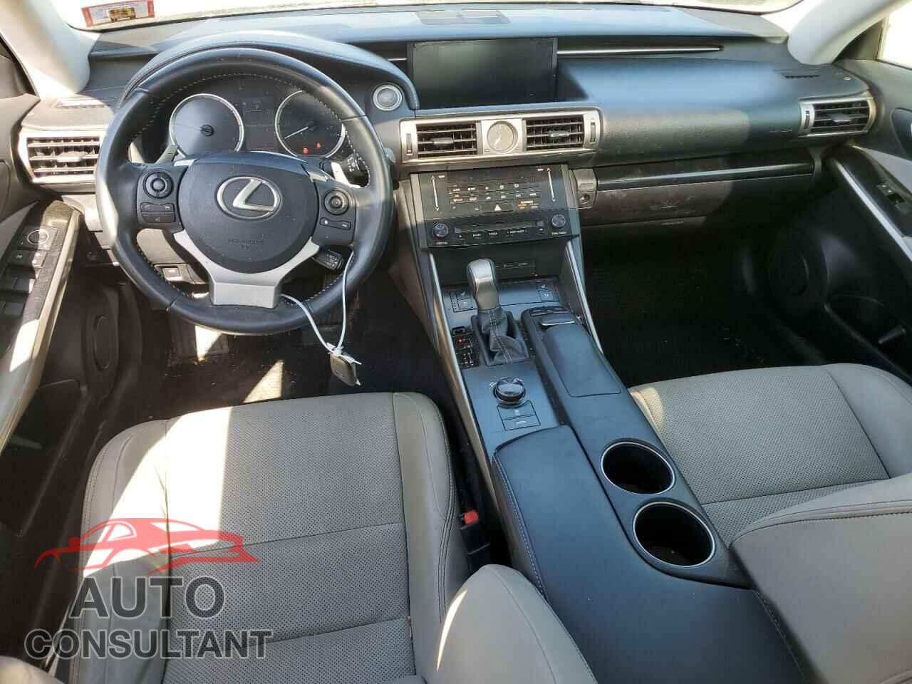 LEXUS IS 2014 - JTHCE1D29E5001513