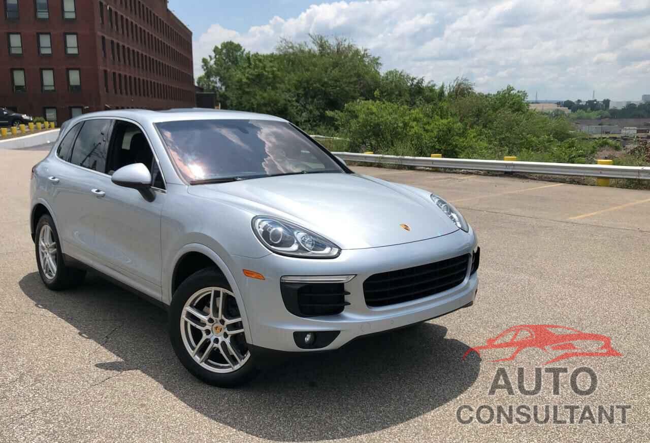 PORSCHE CAYENNE 2016 - WP1AA2A2XGKA14188