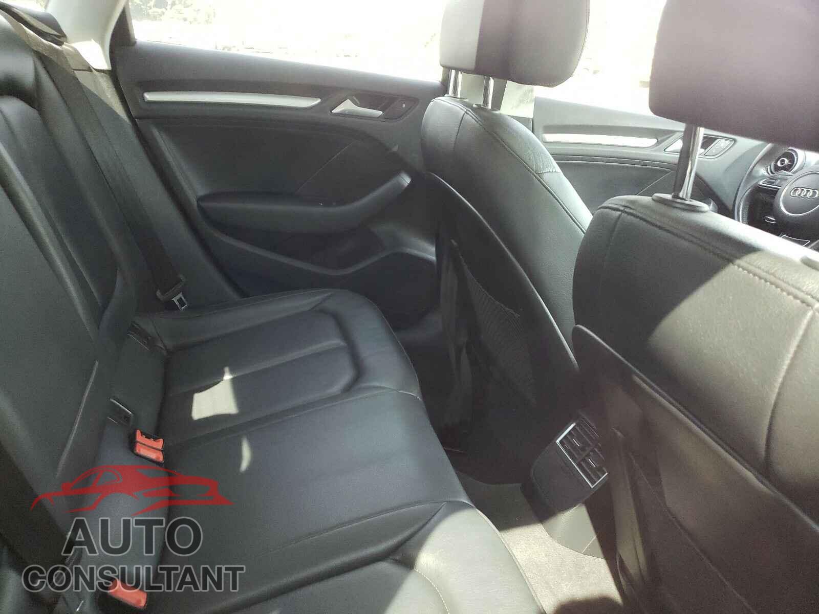 AUDI A3 2015 - WAUACGFF7F1048191