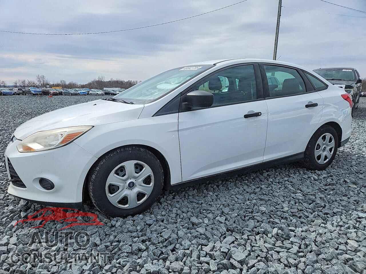 FORD FOCUS 2013 - 1FADP3E25DL348864