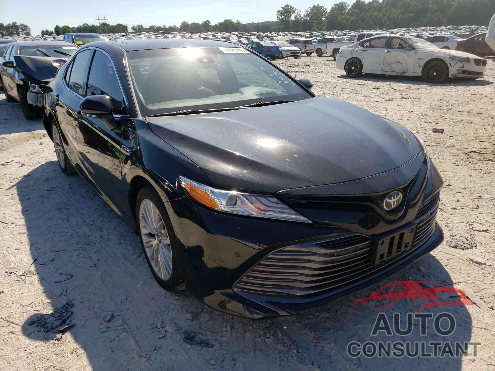 TOYOTA CAMRY 2018 - 4T1B21HK7JU506056