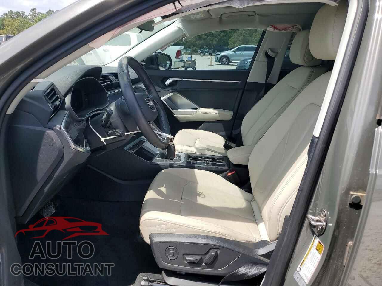 AUDI Q3 2020 - WA1DECF33L1104920
