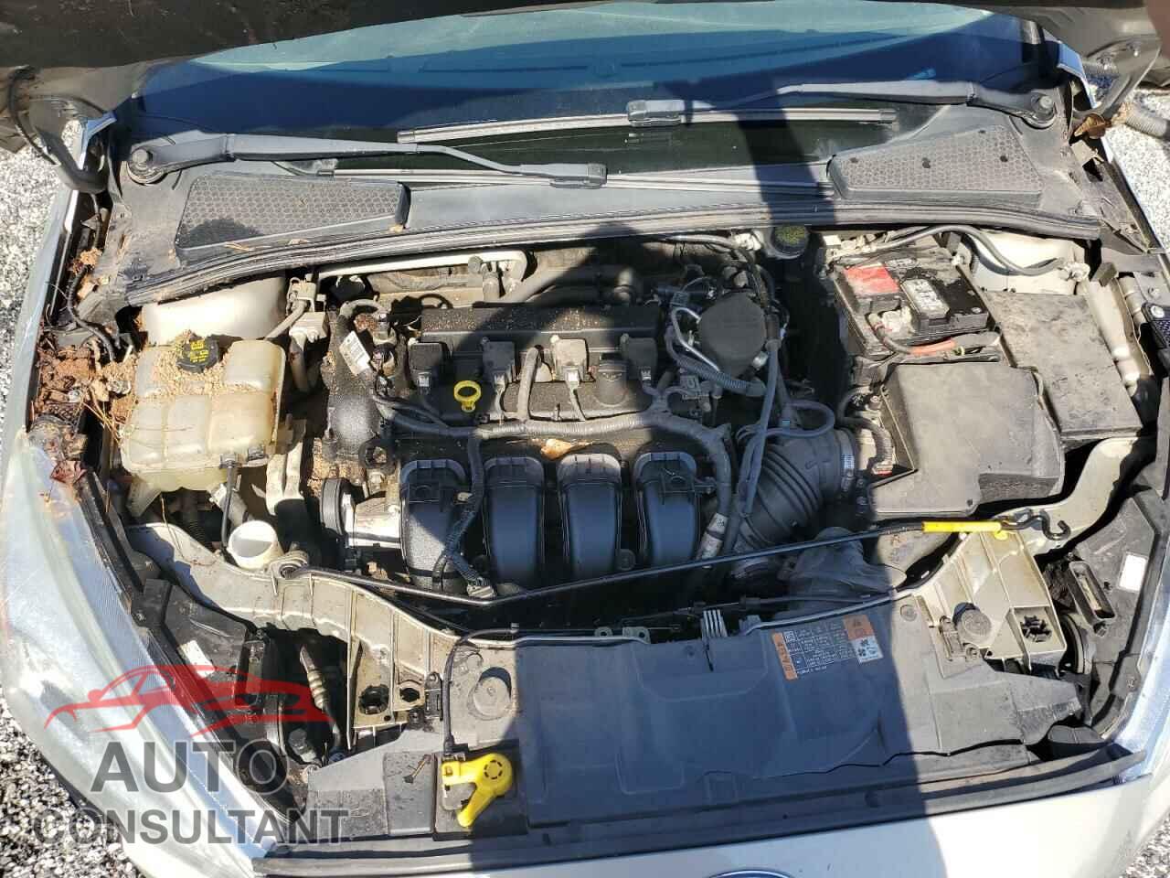 FORD FOCUS 2016 - 1FADP3F23GL266005