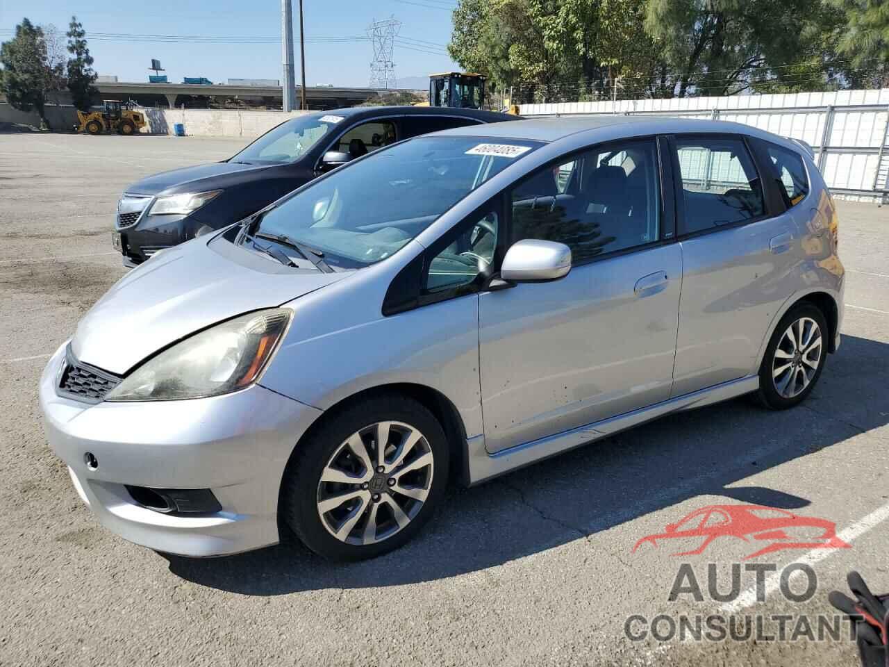 HONDA FIT 2013 - JHMGE8H56DC011005