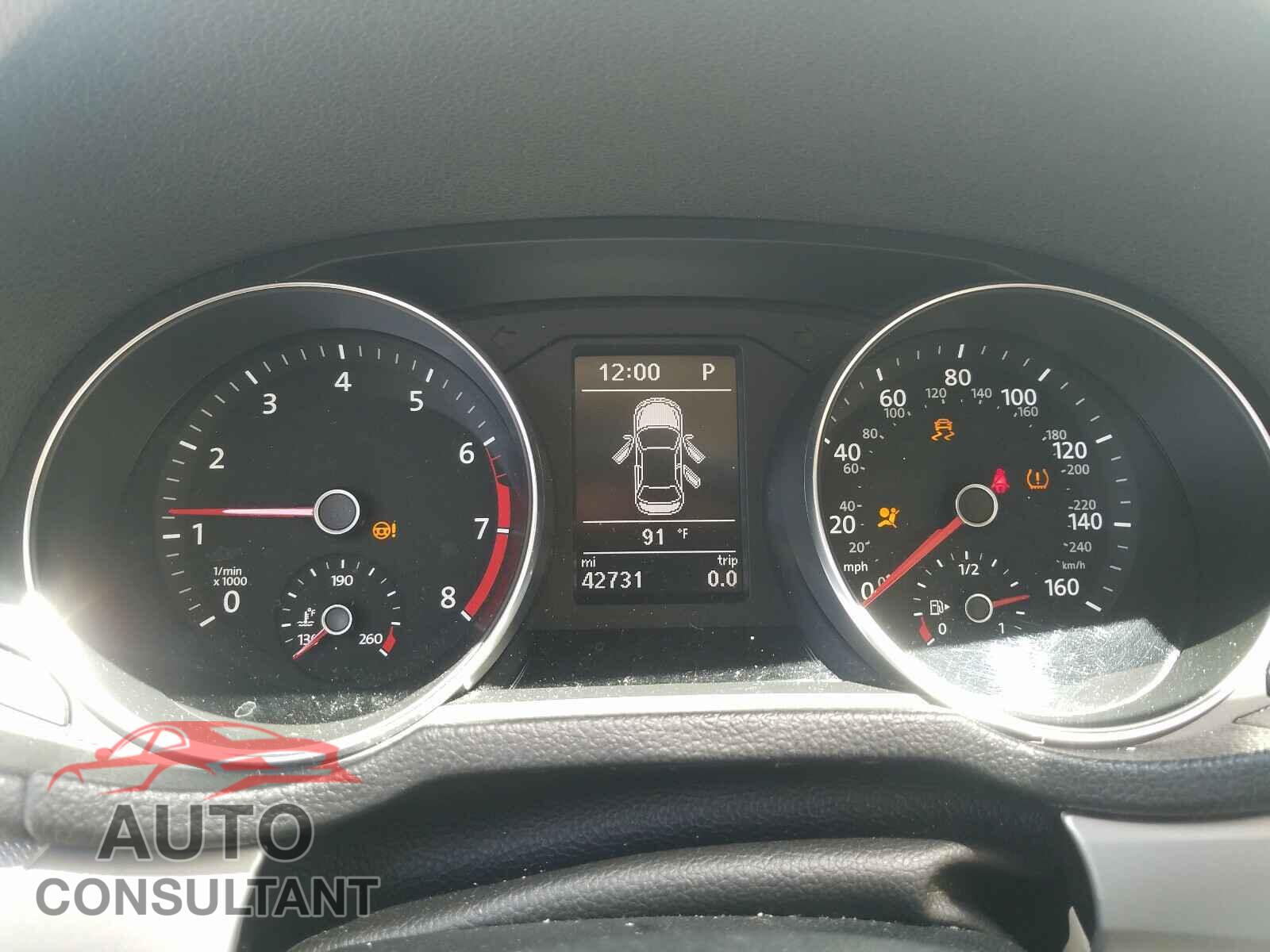 VOLKSWAGEN PASSAT 2017 - 1VWAT7A37HC002901