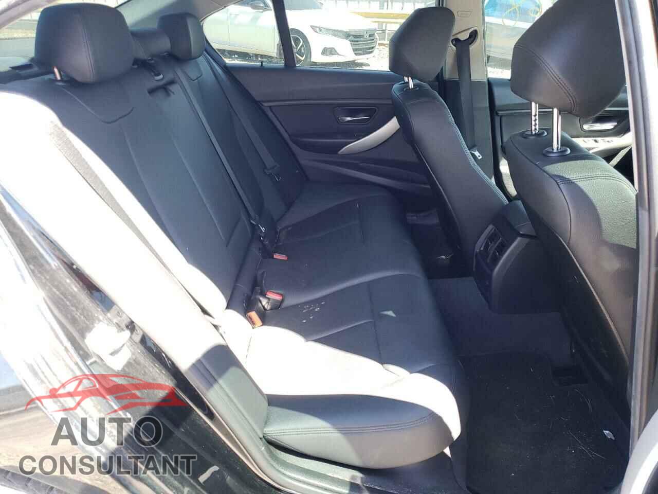 BMW 3 SERIES 2016 - WBA8E5G54GNT94860