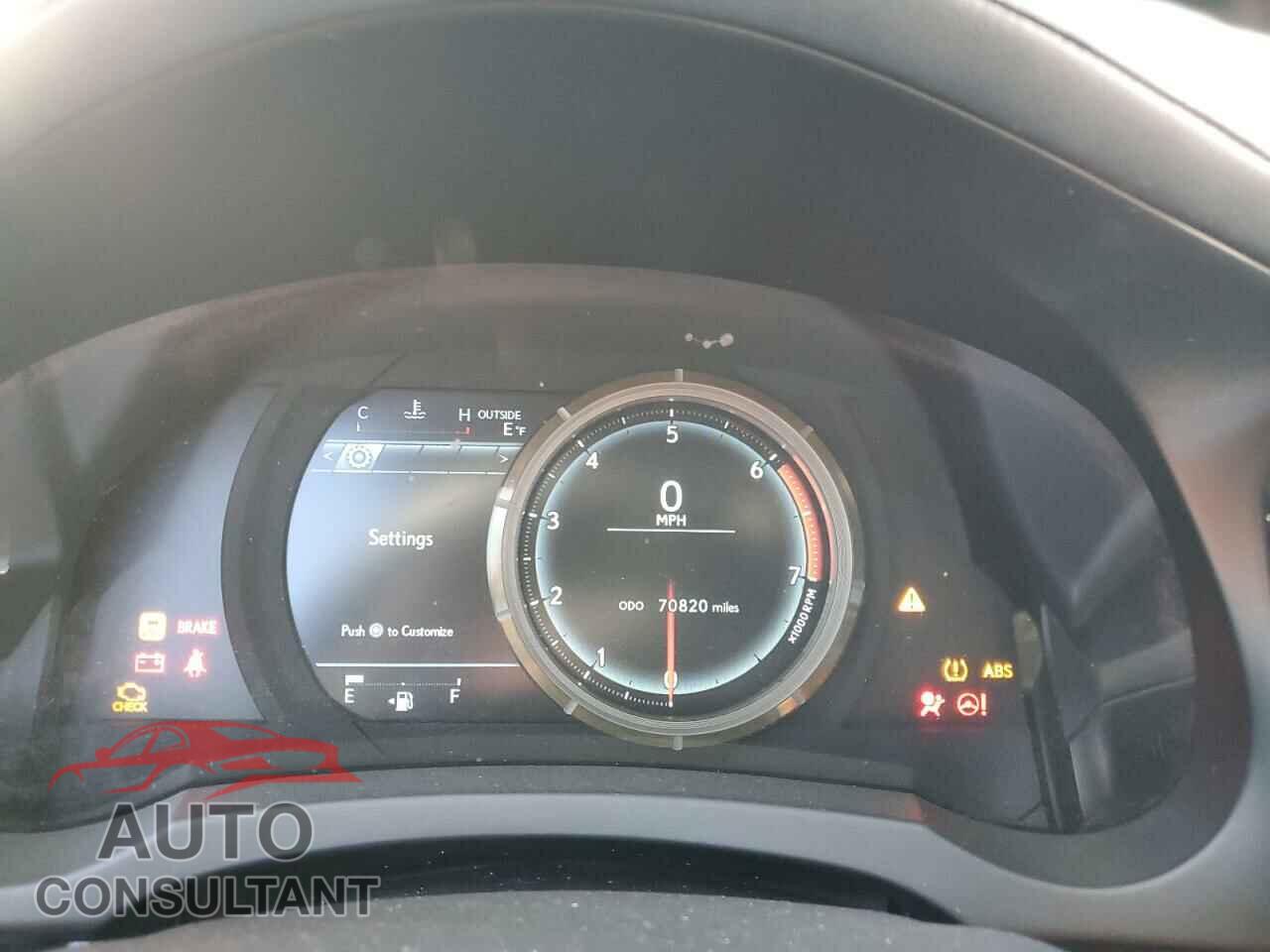 LEXUS IS 2016 - JTHBA1D27G5036254