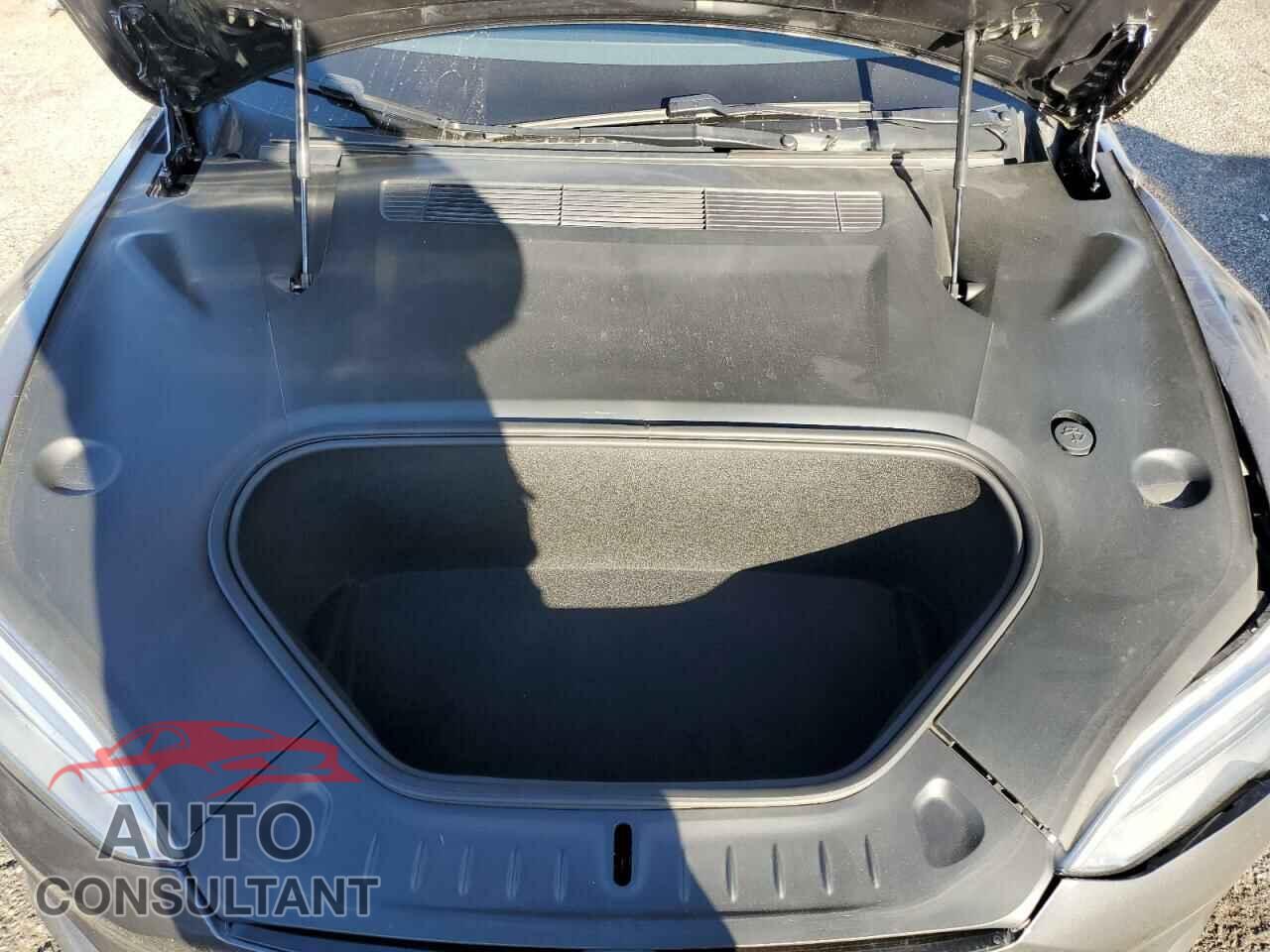 TESLA MODEL S 2021 - 5YJSA1E58MF434156