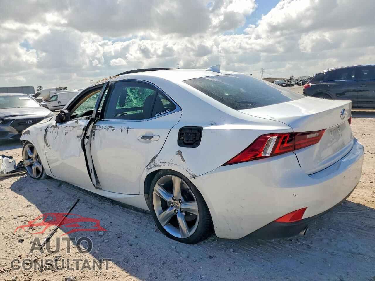 LEXUS IS 2014 - JTHBE1D28E5003636