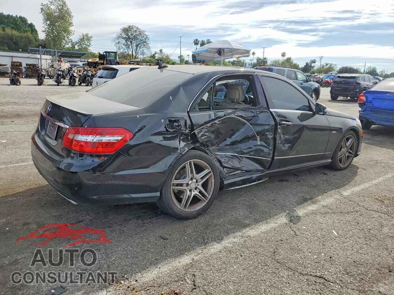 MERCEDES-BENZ E-CLASS 2012 - WDDHF5KB6CA560171