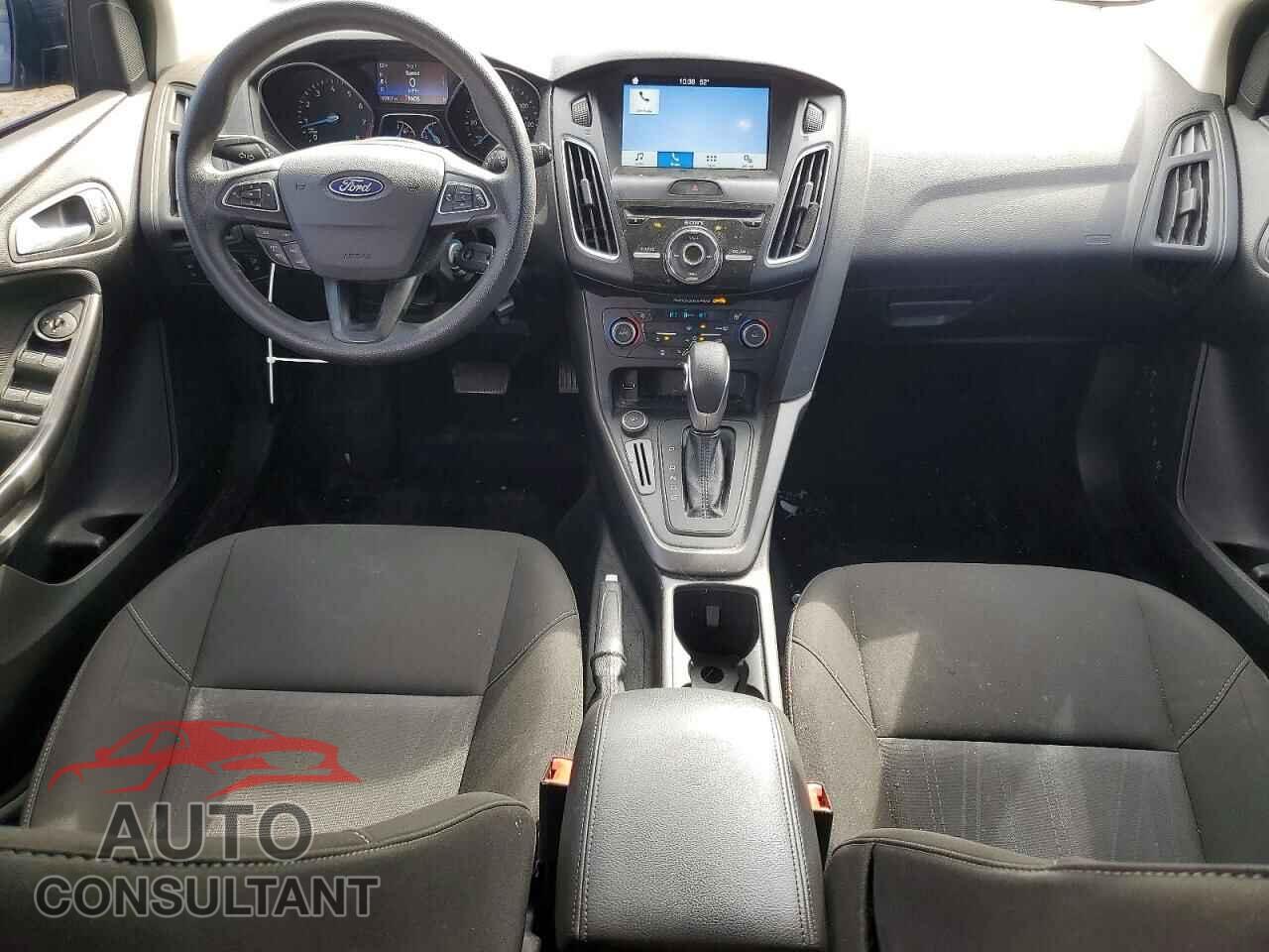 FORD FOCUS 2017 - 1FADP3M20HL312734