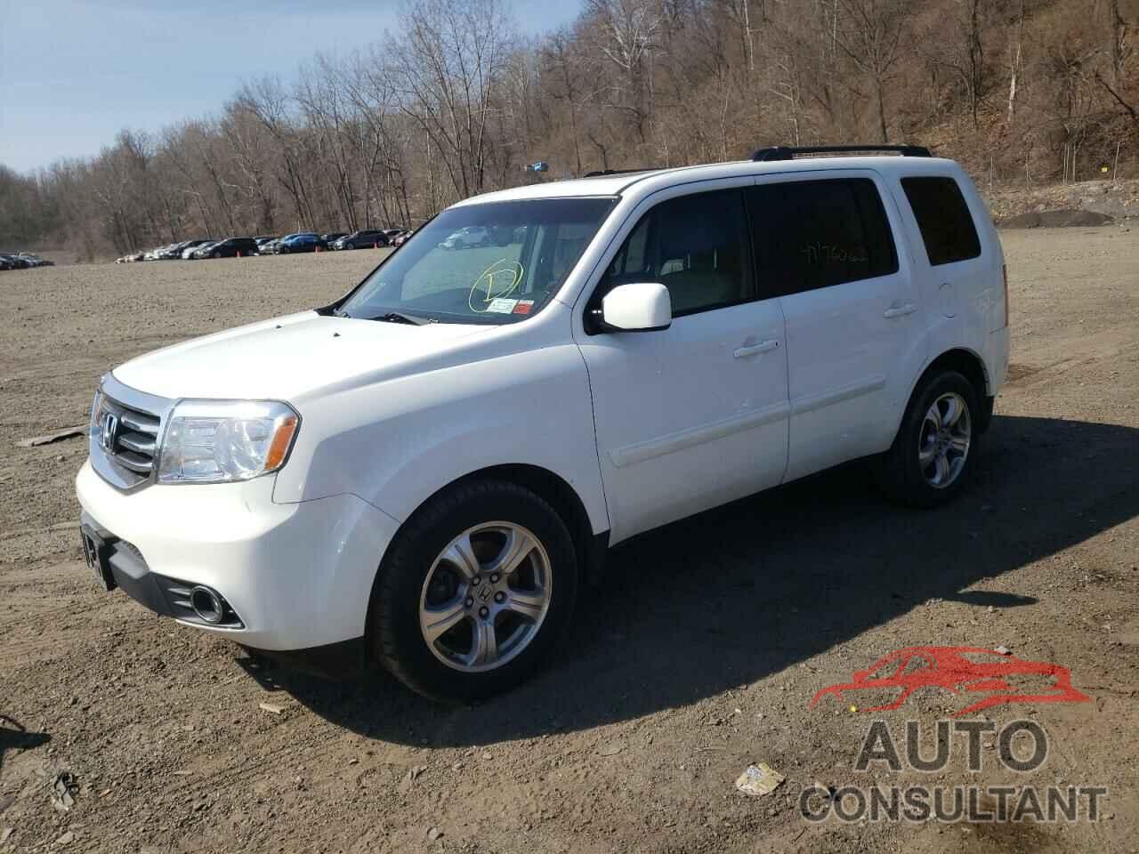 HONDA PILOT 2015 - 5FNYF4H51FB035360