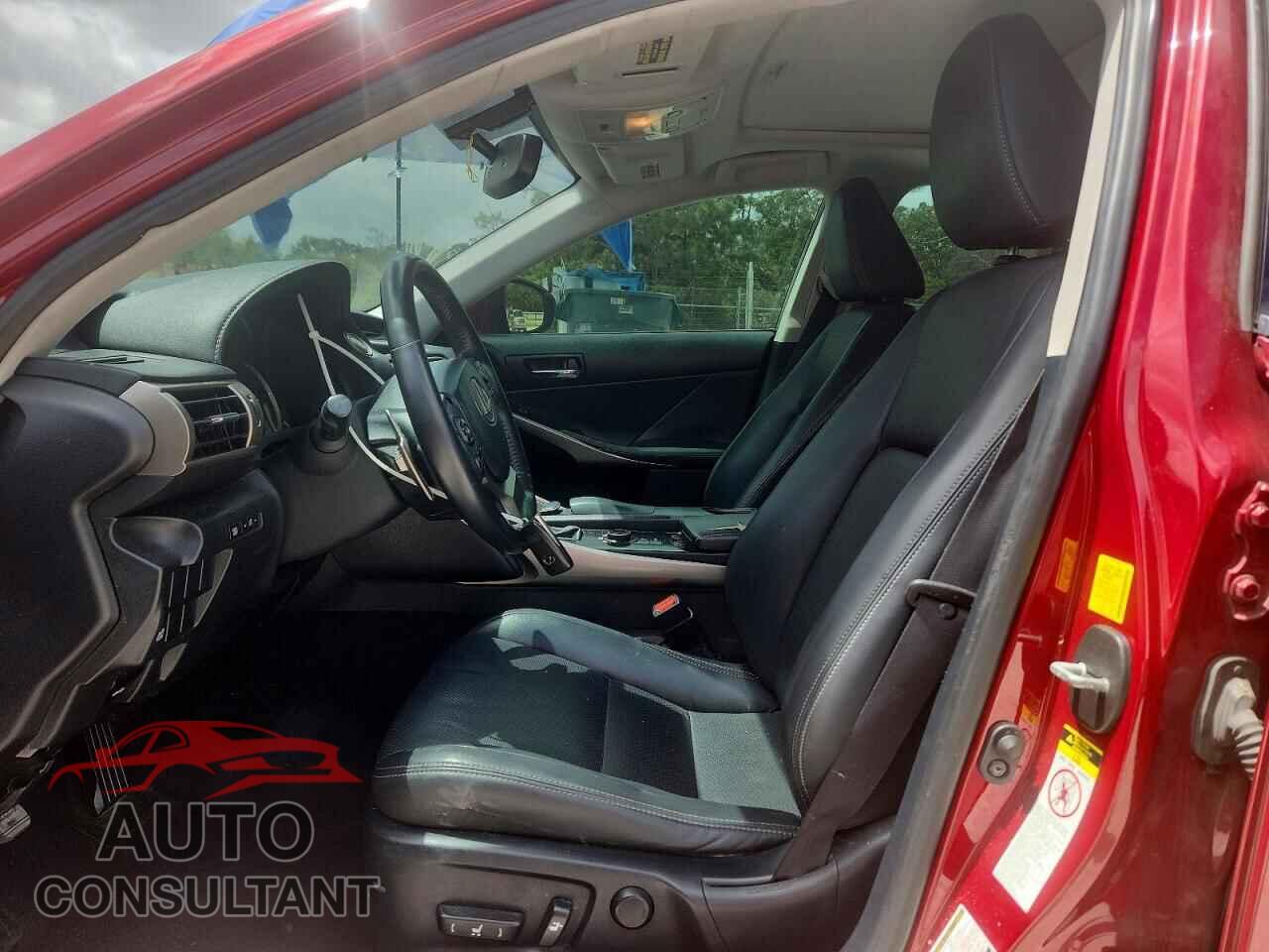 LEXUS IS 2014 - JTHCF1D22E5001267