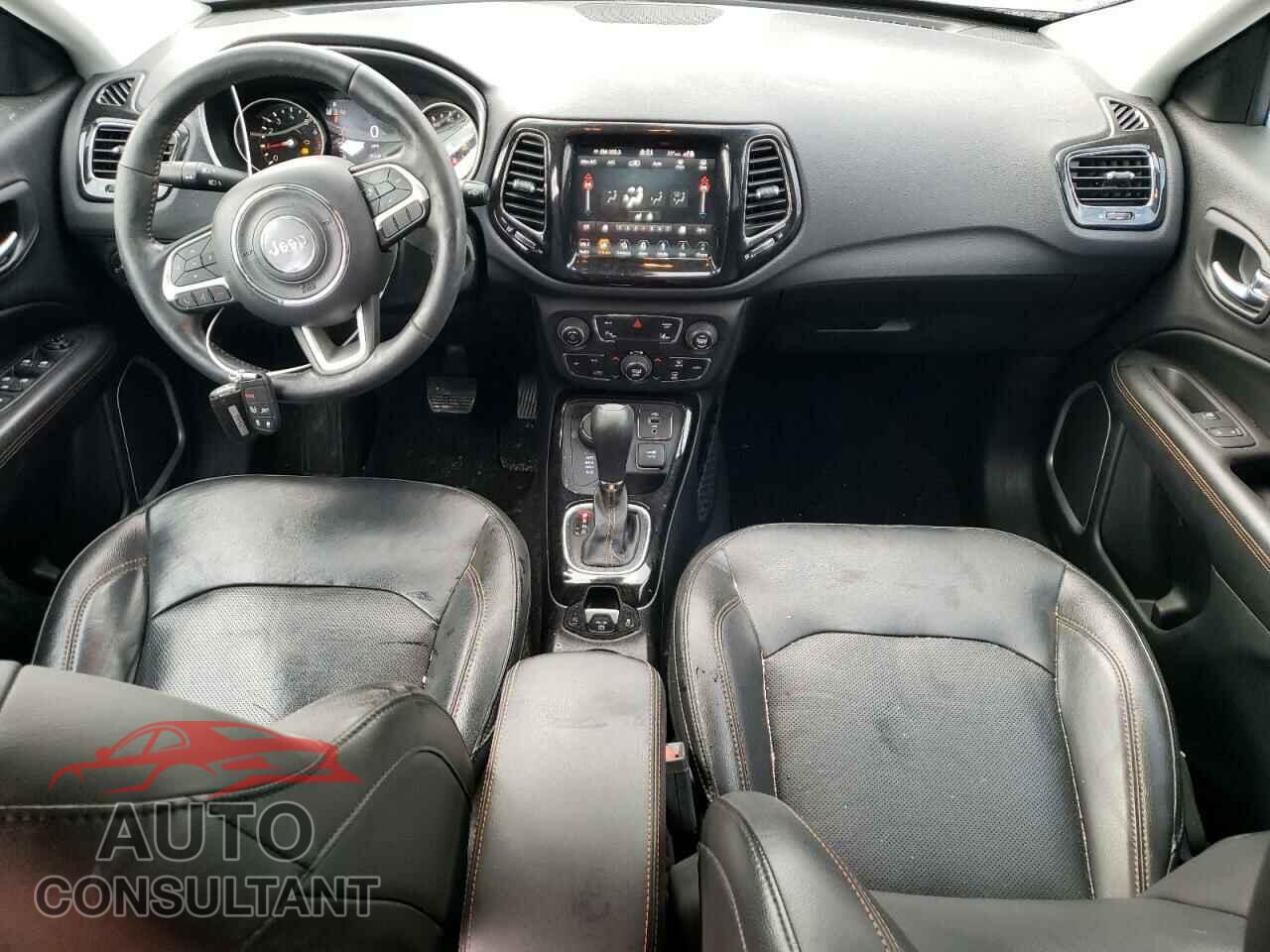 JEEP COMPASS 2018 - 3C4NJDCB0JT372966