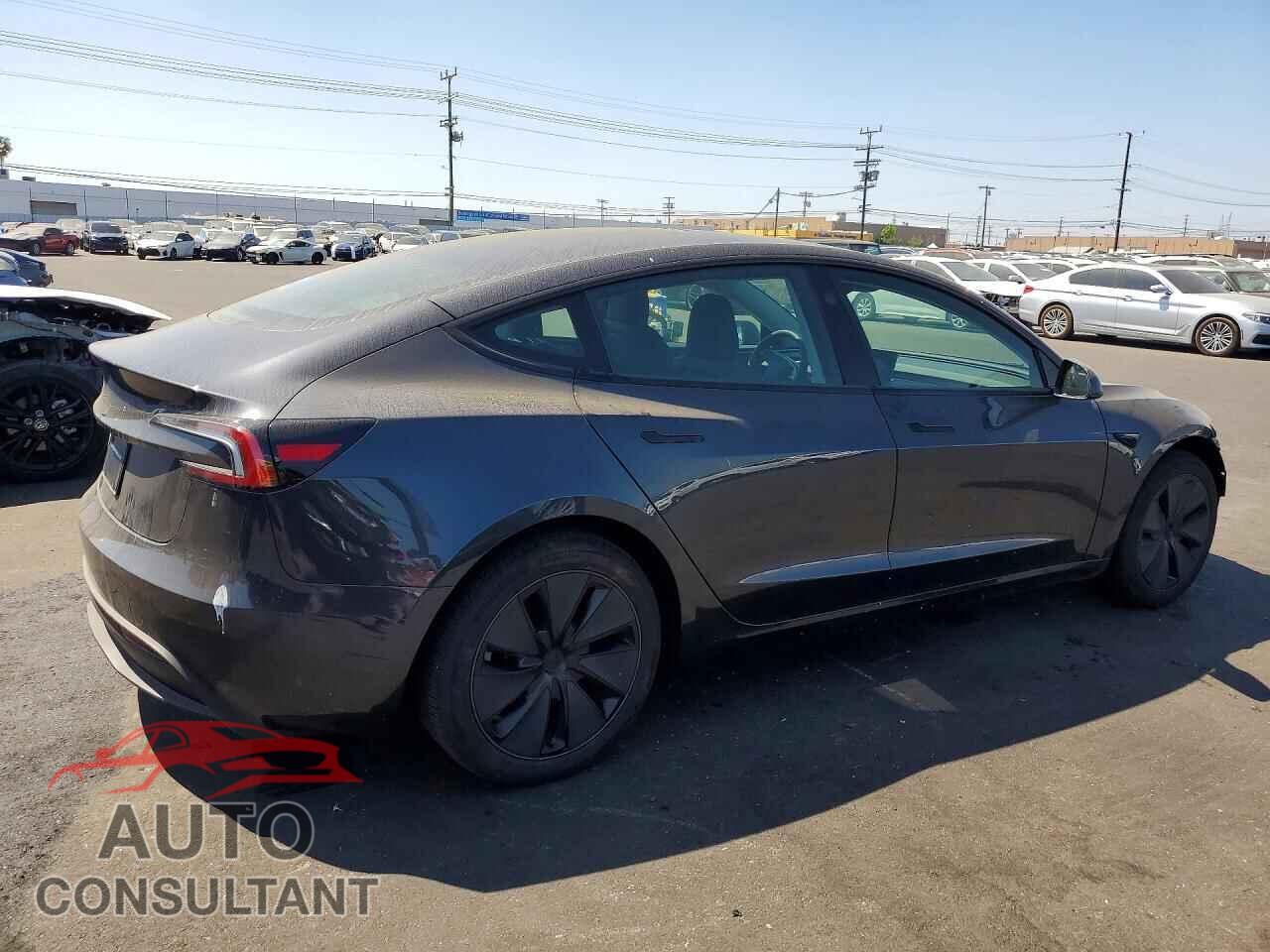 TESLA MODEL 3 2025 - 5YJ3E1EA2SF080976