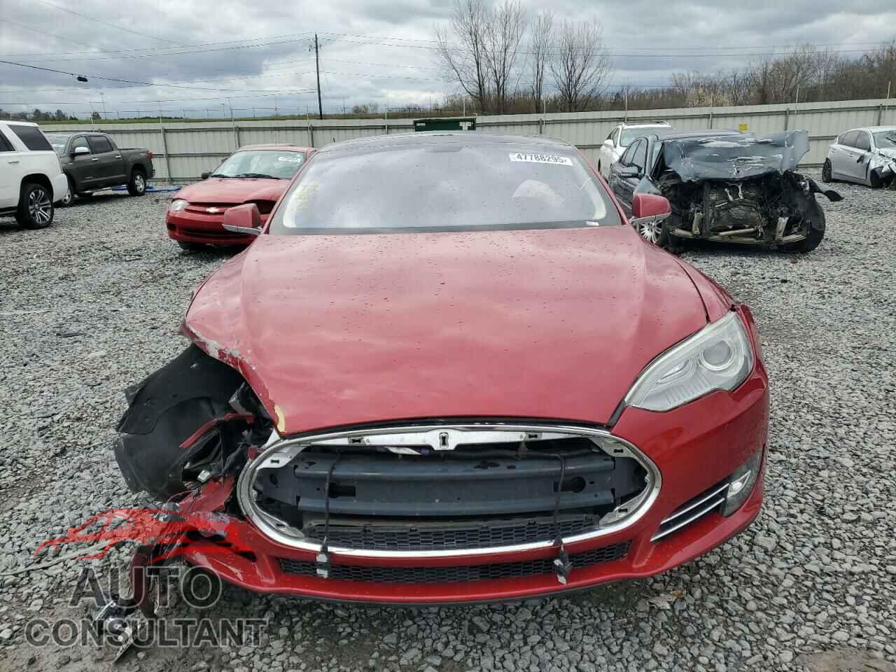 TESLA MODEL S 2013 - 5YJSA1CP6DFP26683