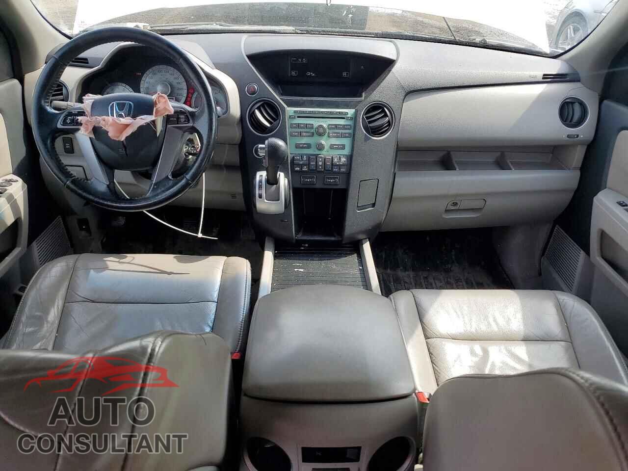 HONDA PILOT 2011 - 5FNYF4H58BB505670