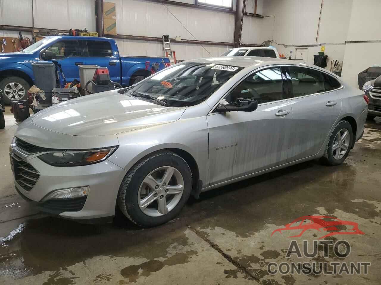 CHEVROLET MALIBU 2019 - 1G1ZB5ST2KF215927