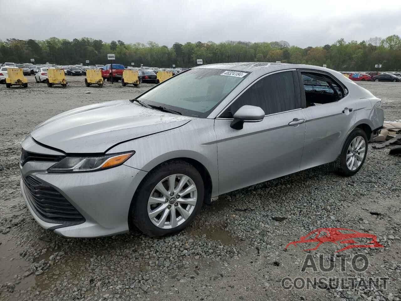 TOYOTA CAMRY 2018 - 4T1B11HKXJU022885