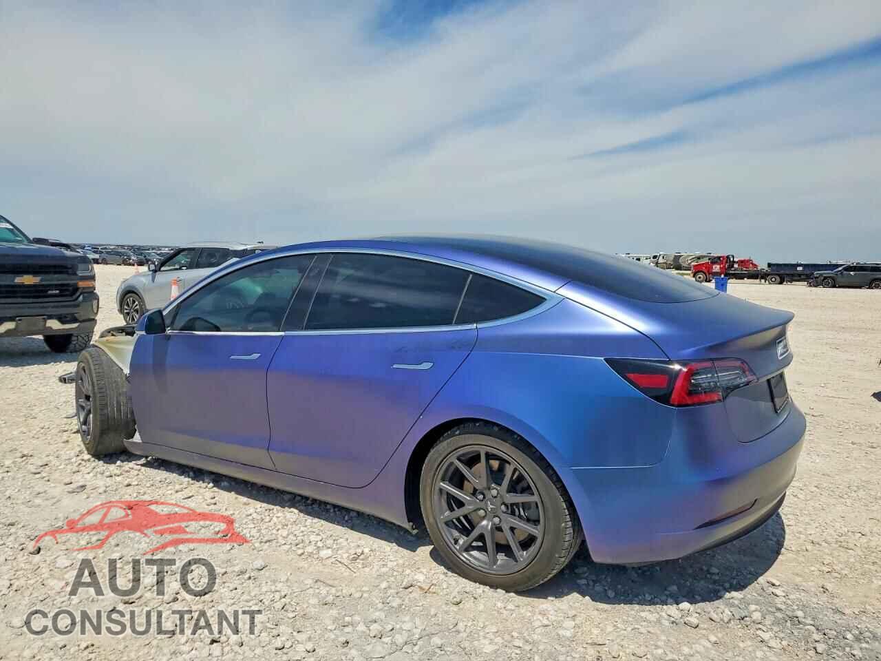 TESLA MODEL 3 2019 - 5YJ3E1EB8KF433343