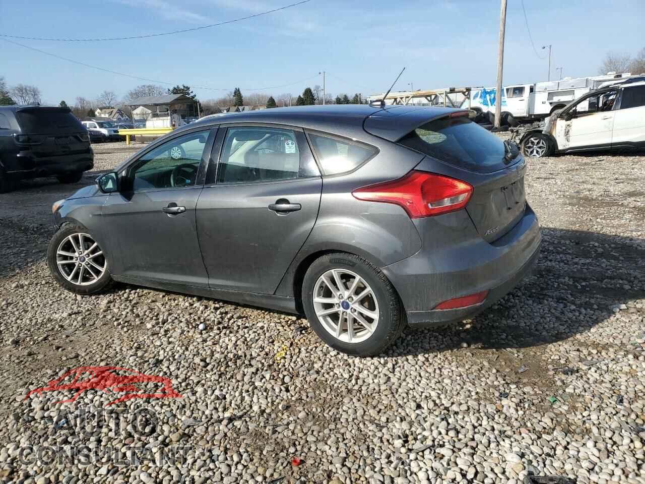 FORD FOCUS 2016 - 1FADP3K2XGL364163