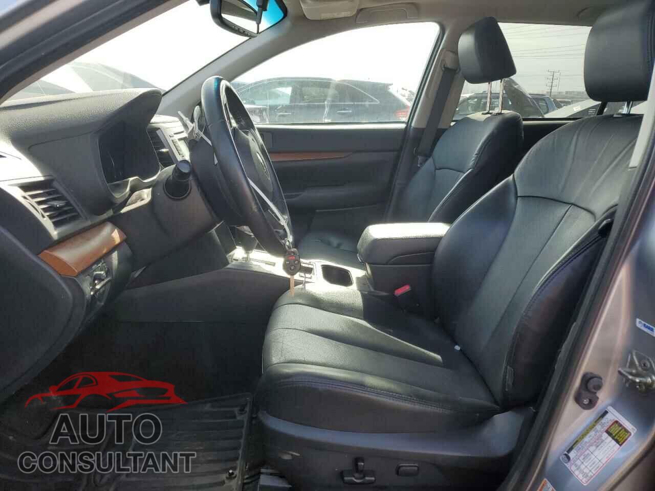 SUBARU OUTBACK 2014 - 4S4BRBLC2E3255637