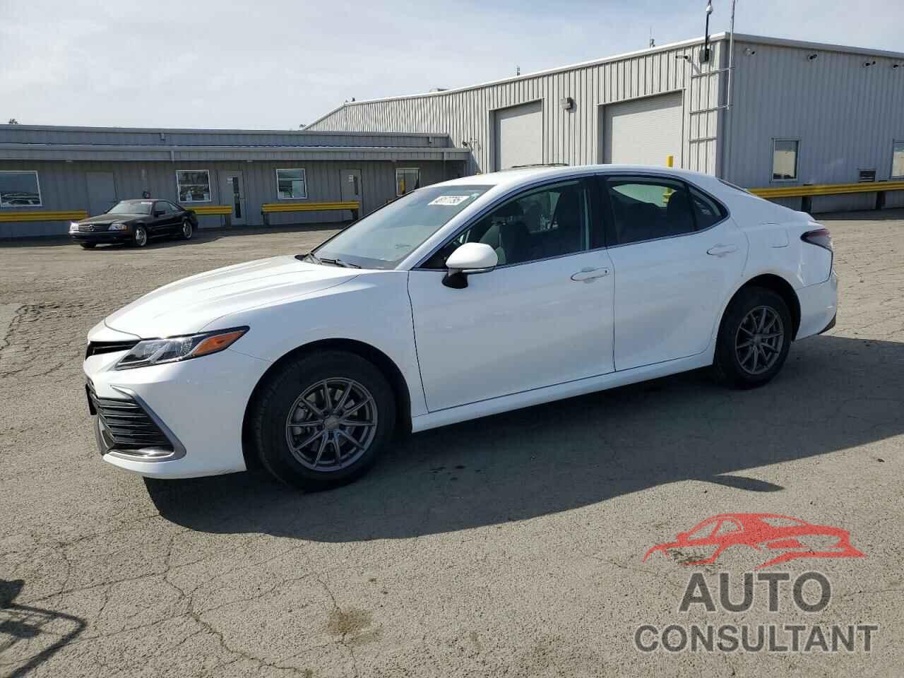 TOYOTA CAMRY 2022 - 4T1C31AK3NU595562