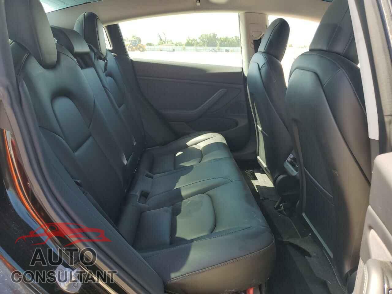TESLA MODEL 3 2019 - 5YJ3E1EA3KF324991